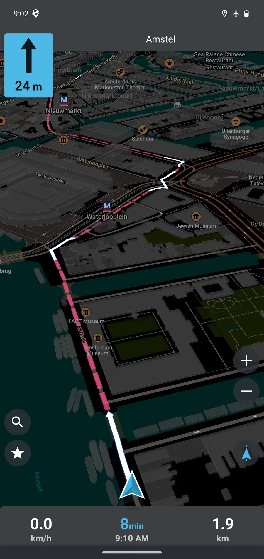 Organic Maps 深色模式下的离线路线导航和转向提示界面